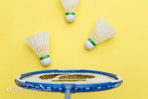 尤尼克斯羽毛球最高涨价75元尤尼克斯羽毛球涨价