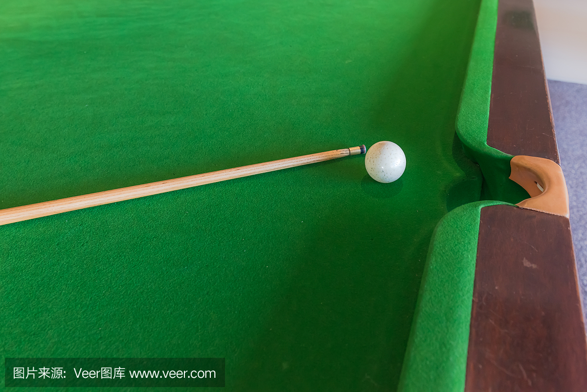 斯诺克上海大师赛前台球爱好者这样热身